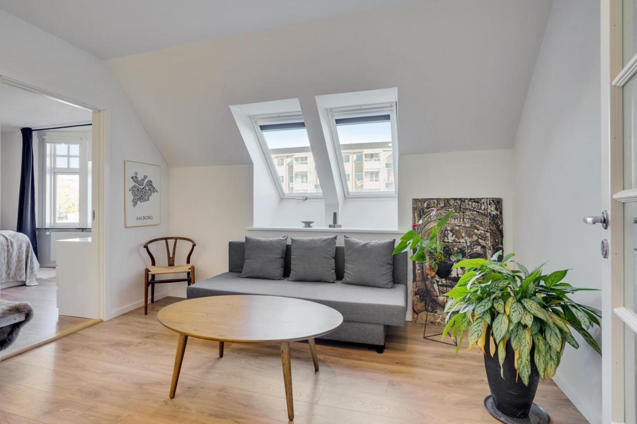 Bath Tub Penthouse In The City Aalborg Zewnętrze zdjęcie