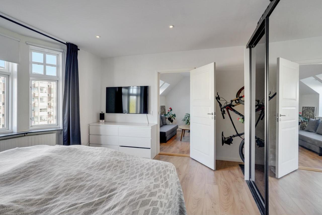 Bath Tub Penthouse In The City Aalborg Zewnętrze zdjęcie